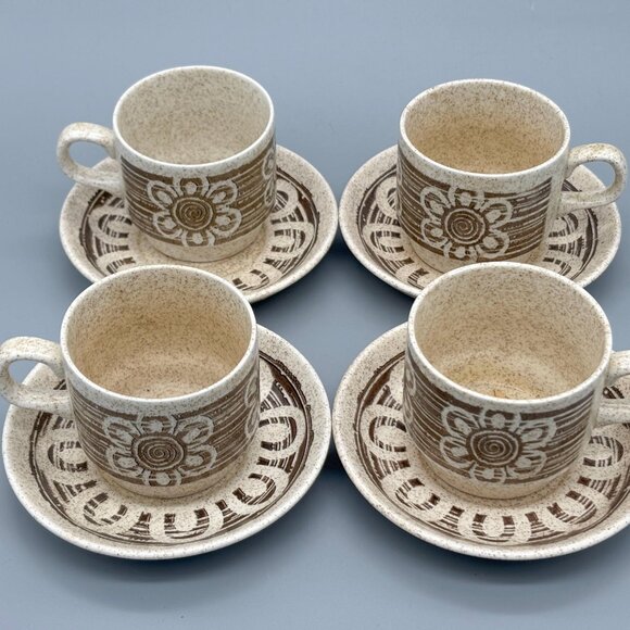 Vintage Biltons Staffordshire Ironstone Daisy Trio Cup Saucer Plate Set Of 4 - Picture 6 of 10